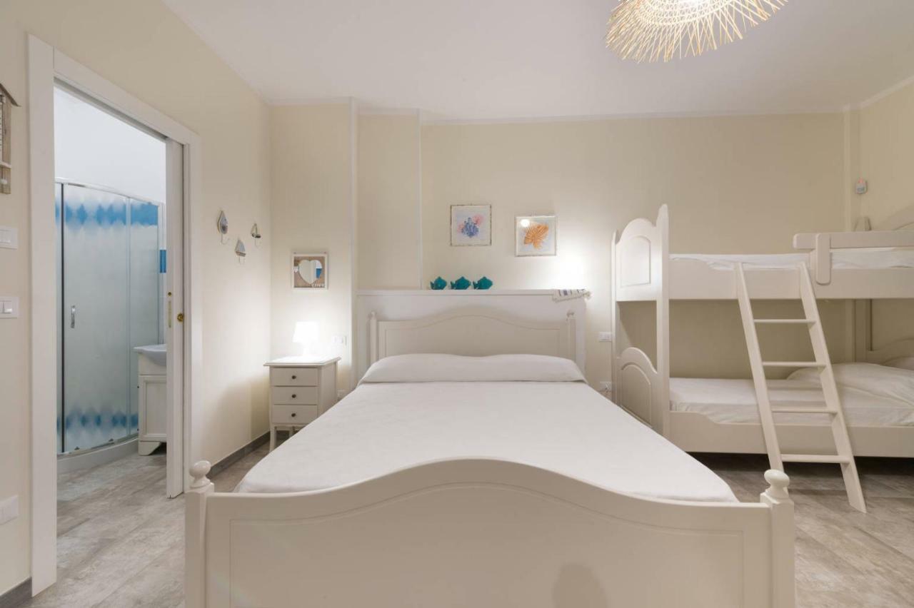Casa Vacanze Poseidone Lido Conchiglia エクステリア 写真